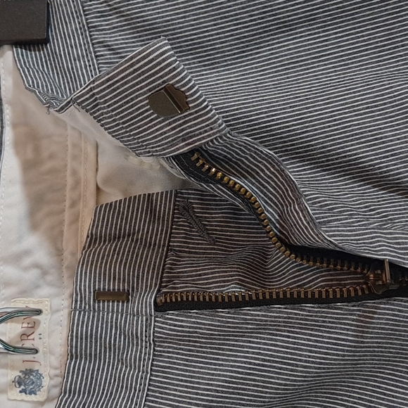 SOLD J. Crew Factory Blue Off White Stripe Flat Front Shorts Men's Size 30 - Picture 4 of 8